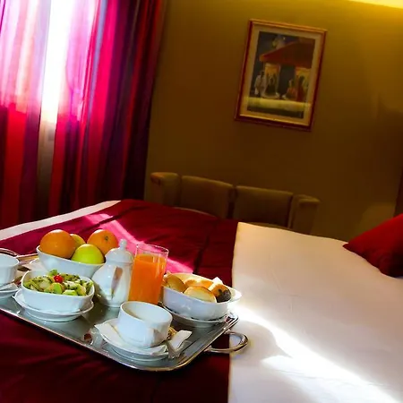 Marcella Royal - Rooftop Garden Roma