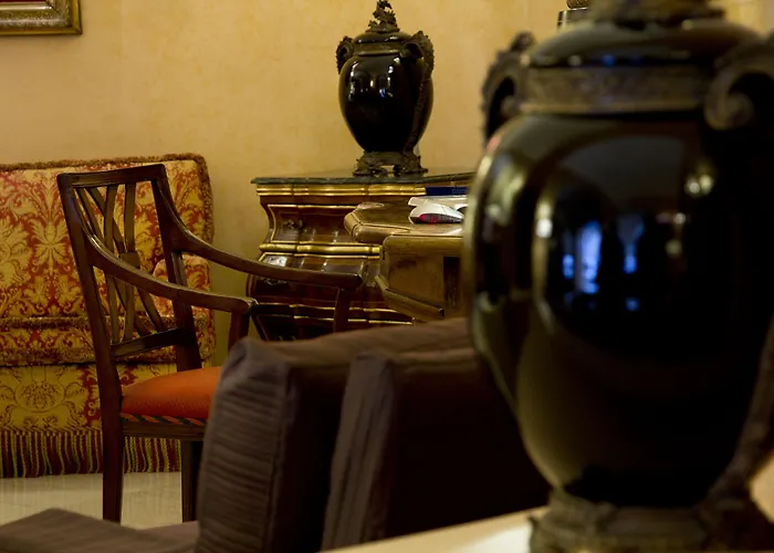 Marcella Royal - Rooftop Garden