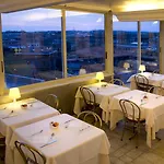 Marcella Royal - Rooftop Garden 4*
