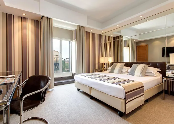 Marcella Royal - Rooftop Garden 4*