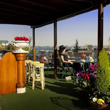 Marcella Royal - Rooftop Garden Otel