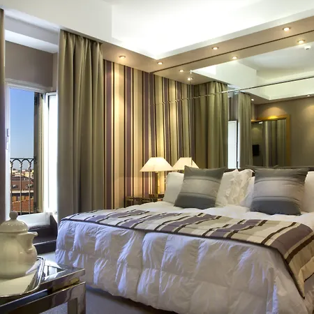 Marcella Royal - Rooftop Garden 4* Roma