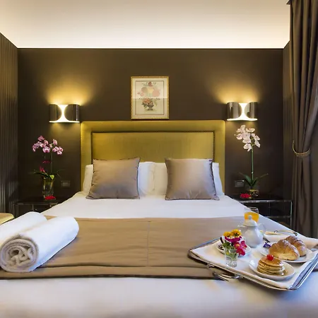 Marcella Royal - Rooftop Garden 4*