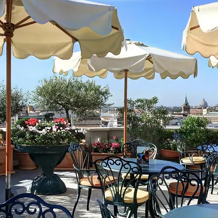 Marcella Royal - Rooftop Garden Hotel Roma