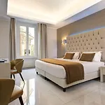 Hotel Marcella Royal - Rooftop Garden 4*