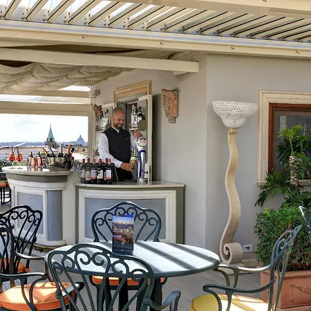Hotel Marcella Royal - Rooftop Garden Roma